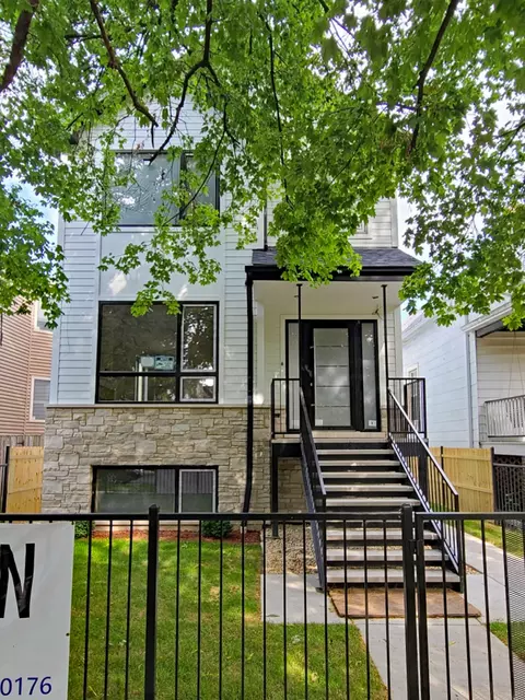 4253 N Avers Ave, Chicago, IL 60618