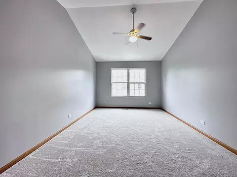 237 Springbrook Trl S, Oswego, IL 60543 photo 15