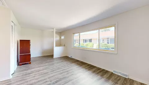 833 Valley Stream Dr #C, Wheeling, IL 60090 photo 8