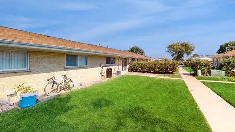833 Valley Stream Dr #C, Wheeling, IL 60090 photo 25