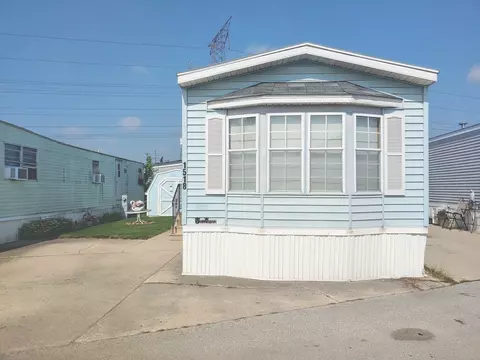 8800 S Harlem Ave #1518, Bridgeview, IL 60455