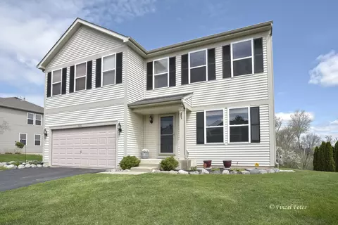 600 Courtney Ln, Marengo, IL 60152