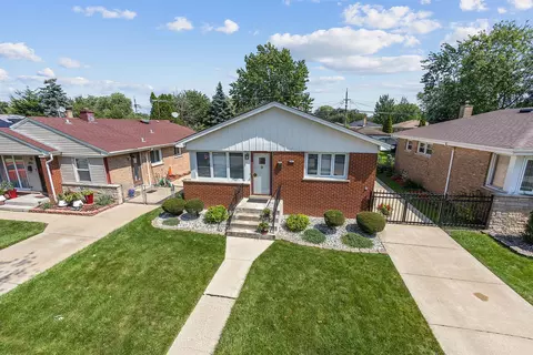 7817 S Kolmar Ave, Chicago, IL 60652