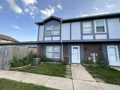 15 Fernwood Dr # r, Bolingbrook, IL 60440