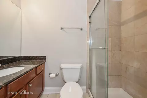 525 E Bowen Ave #3, Chicago, IL 60653 photo 11
