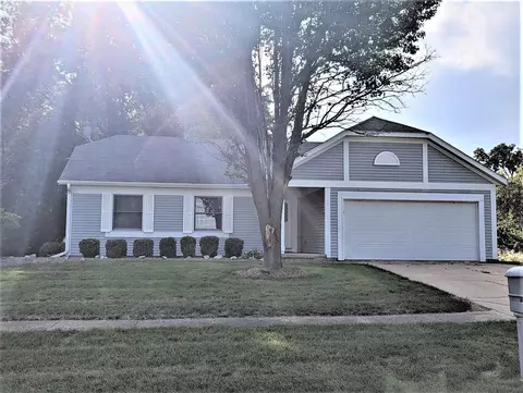 51 N Pampas Dr, Cortland, IL 60112