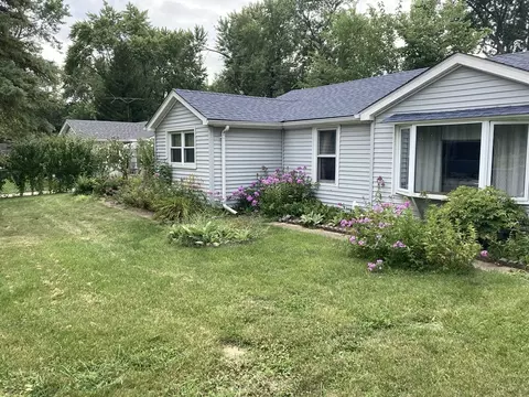 505 S Loucks St, Aurora, IL 60505