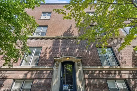 1532 W Cornelia Ave #2, Chicago, IL 60657