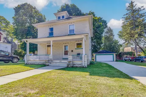 489 Mary Pl, Elgin, IL 60120 photo 2