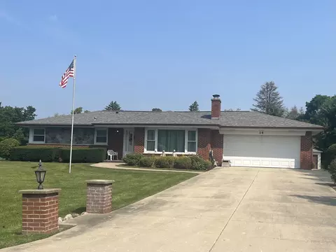 14 Drake Ter, Prospect Heights, IL 60070