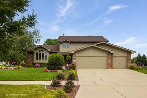19623 Brookfield Cir, Tinley Park, IL 60487