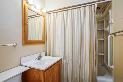 222 N Maple St, Itasca, IL 60143 photo 7
