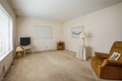222 N Maple St, Itasca, IL 60143 photo 4