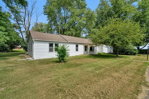 211 E Lincoln St, Reddick, IL 60961