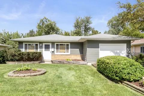 342 Wildwood Dr, Park Forest, IL 60466