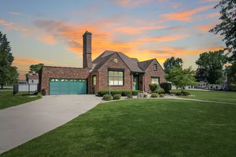 926 N Lott Blvd, Gibson City, IL 60936