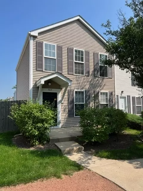 765 Serendipity Dr, Aurora, IL 60504
