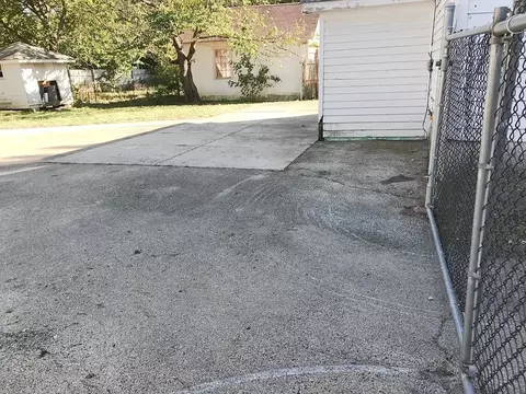 426 Watson St, Aurora, IL 60505 photo 15