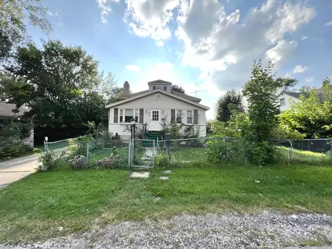 313 Algonquin St, Joliet, IL 60432