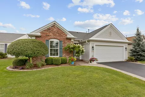 12354 Arlington Dr, Huntley, IL 60142