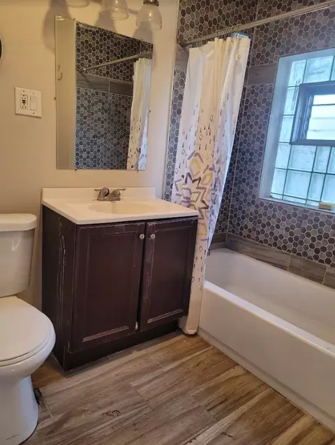 8847 S Wabash Ave, Chicago, IL 60619 photo 9