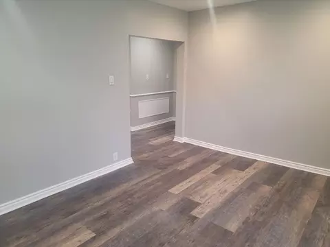 8847 S Wabash Ave, Chicago, IL 60619 photo 4