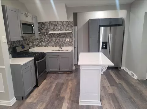 8847 S Wabash Ave, Chicago, IL 60619 photo 3