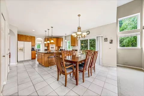 759 Ravinia Dr, Gurnee, IL 60031 photo 10