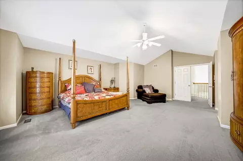 759 Ravinia Dr, Gurnee, IL 60031 photo 19