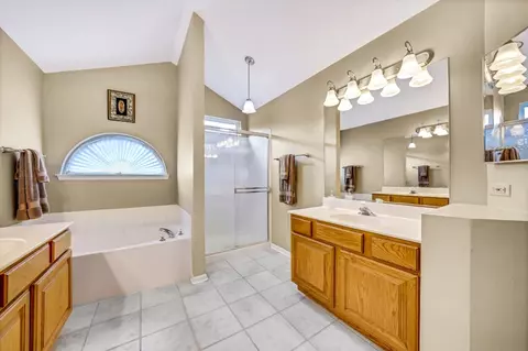 759 Ravinia Dr, Gurnee, IL 60031 photo 21