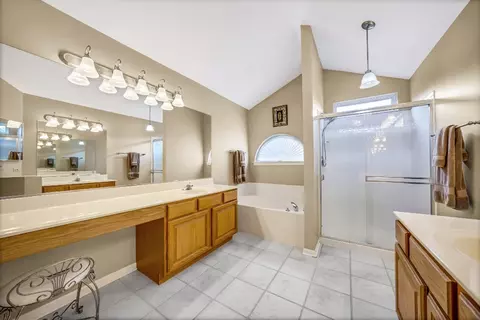 759 Ravinia Dr, Gurnee, IL 60031 photo 20