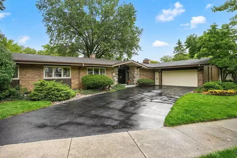1100 E 173rd Pl, South Holland, IL 60473