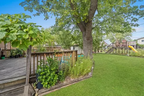 15217 Hamlin Ave, Midlothian, IL 60445 photo 17