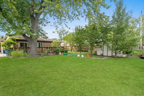 15217 Hamlin Ave, Midlothian, IL 60445 photo 16