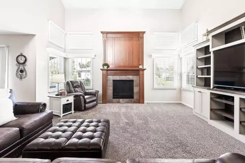 109 Mallard Dr, Downs, IL 61736 photo 8