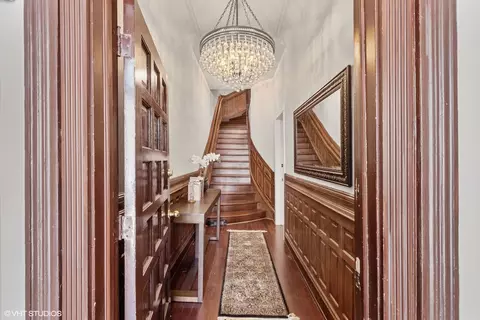 Entry Way - 67 E Cedar St, Chicago, IL 60611 photo 1 of 5