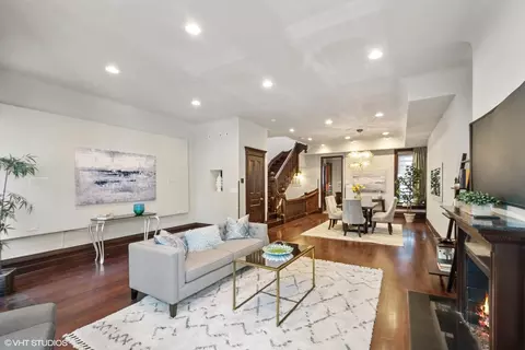 Living - 67 E Cedar St, Chicago, IL 60611 photo 4 of 7