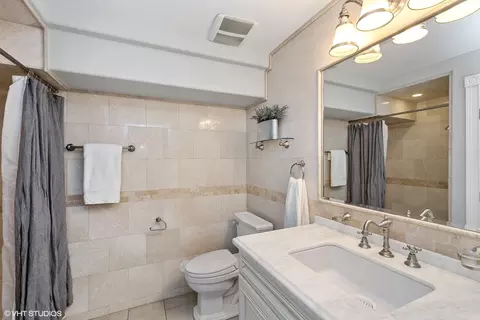 Bath - 67 E Cedar St, Chicago, IL 60611 photo 6 of 6