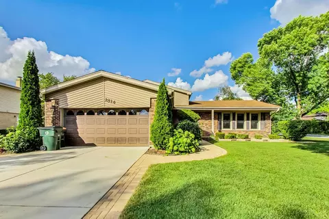 1814 E Waverly Dr, Arlington Heights, IL 60004
