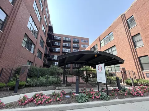 2323 W Pershing Rd #336, Chicago, IL 60609
