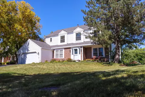 2 S480 River Oaks Dr, Warrenville, IL 60555
