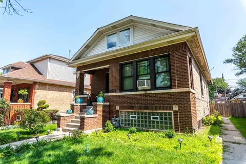 1615 Highland Ave, Berwyn, IL 60402
