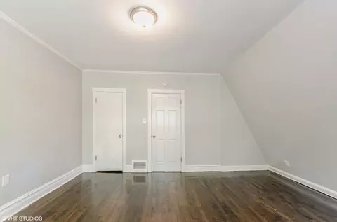 2009 E 93rd St, Chicago, IL 60617 photo 12