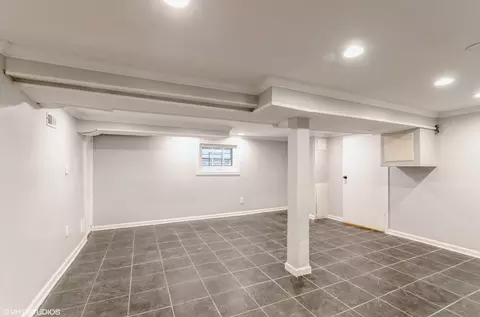 2009 E 93rd St, Chicago, IL 60617 photo 19