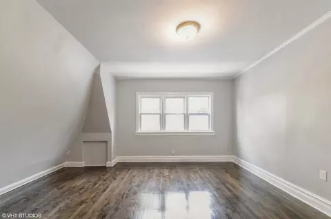 2009 E 93rd St, Chicago, IL 60617 photo 13