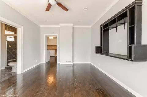 2009 E 93rd St, Chicago, IL 60617 photo 9