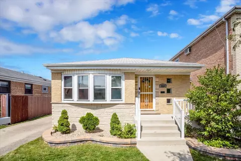 4524 W 55th St, Chicago, IL 60632