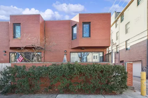 2742 N Dayton St #A, Chicago, IL 60614