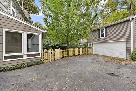 717 E Center Ave, Lake Bluff, IL 60044 photo 20