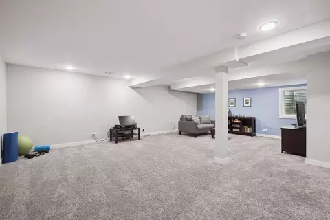 1819 Monroe Ct, Glenview, IL 60025 photo 15